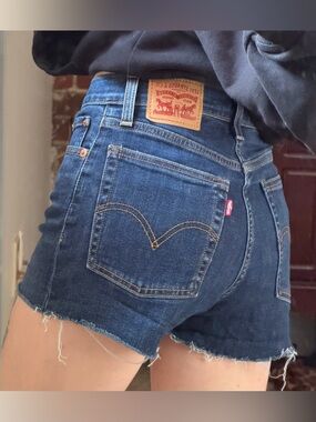 Levi's Indigo Denim Cutoff Women's Shorts